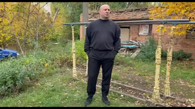 Бабушка сисильда - выходи! Привет красненьким губкам - Вальдемару Де Сало